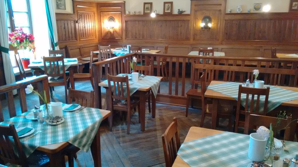 Altstadt- Und Businesshotel Pfaubraeu - Brauereigasthof - Fruehstuecksbuffet - Kostenfreie Radgarage - Hunde Willkommen Trostberg an der Alz Exterior foto